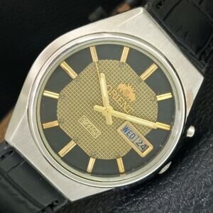 Vintage 1975 Orient Automatic Mens Silver Watch W/daydate & Gold accents